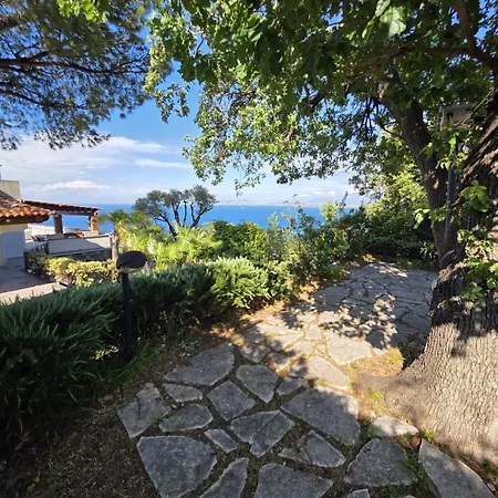 Βίλα La Prua Un Terrazzo Sul Mare Con Piscina E Charme Storico *