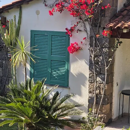 Βίλα La Prua Un Terrazzo Sul Mare Con Piscina E Charme Storico *