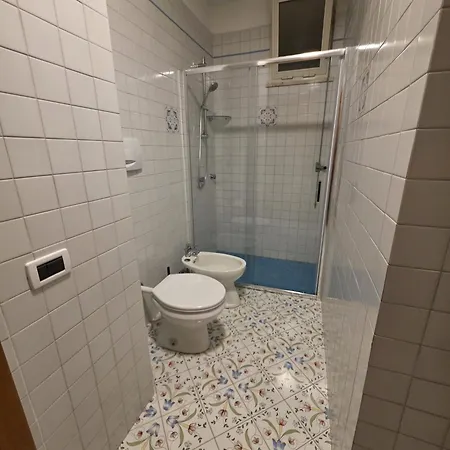 La Prua Un Terrazzo Sul Mare Con Piscina E Charme Storico Casamicciola Terme