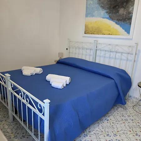 La Prua Un Terrazzo Sul Mare Con Piscina E Charme Storico Βίλα Casamicciola Terme