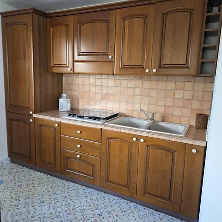 La Prua Un Terrazzo Sul Mare Con Piscina E Charme Storico Βίλα *